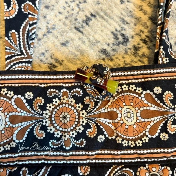 Vera Bradley Black & Brown Elegant Tote Bag | Classic Quilted Shoulder Bag - Picture 4 of 6